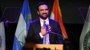 Zohran Mamdani: la rivoluzione Democratica di New York che sfida il potere Capitalista 6 Zohran Mamdani, vittoria elezioni New York 2025, democrazia socialista, socialismo a New York, immigrazione e politica urbana